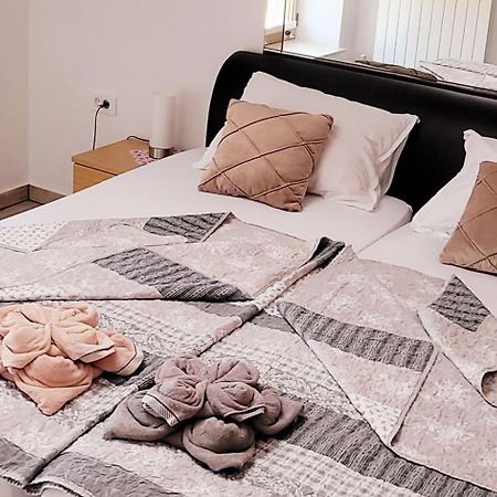 Apartmaji Soncek イゾラ エクステリア 写真