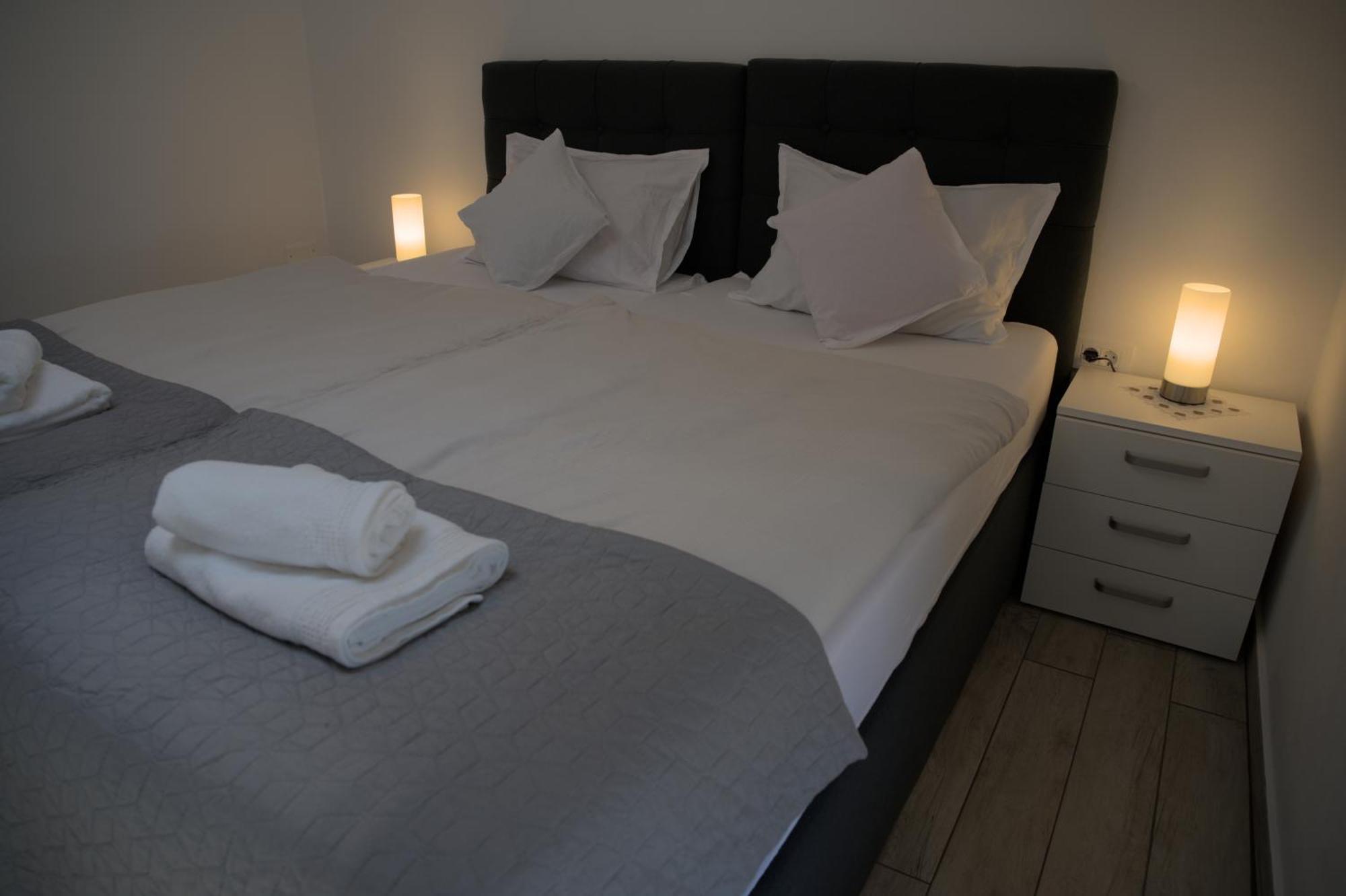 Apartmaji Soncek イゾラ エクステリア 写真