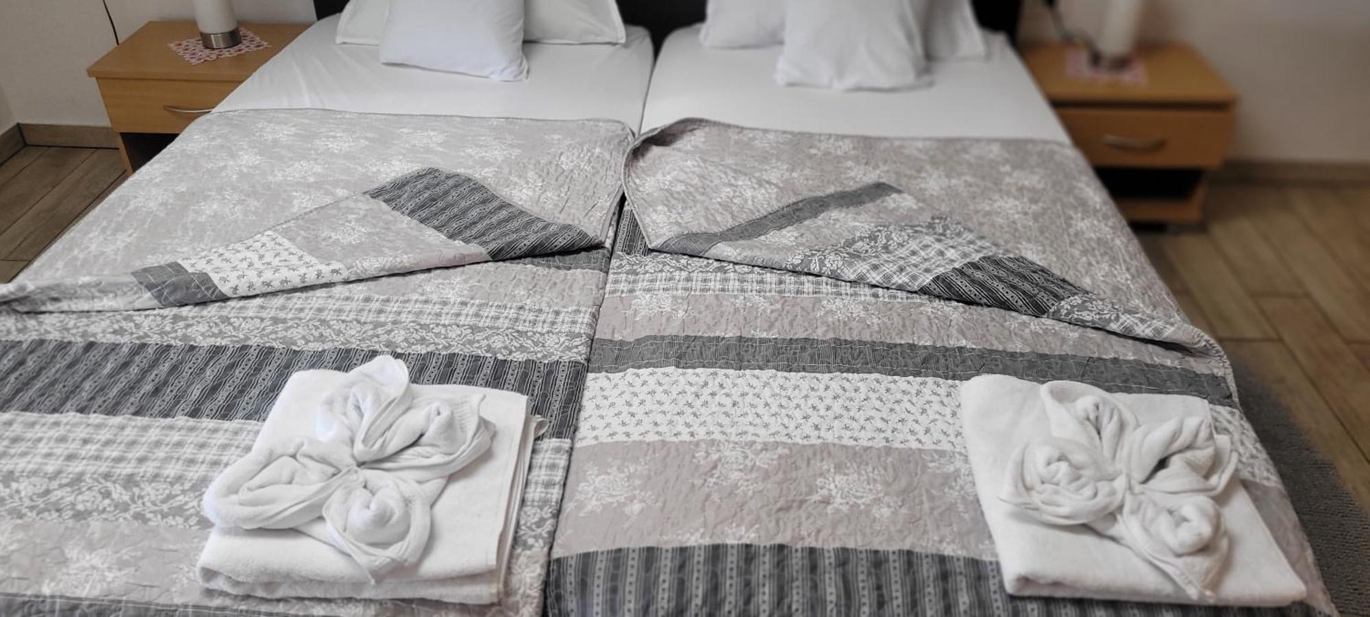 Apartmaji Soncek イゾラ エクステリア 写真