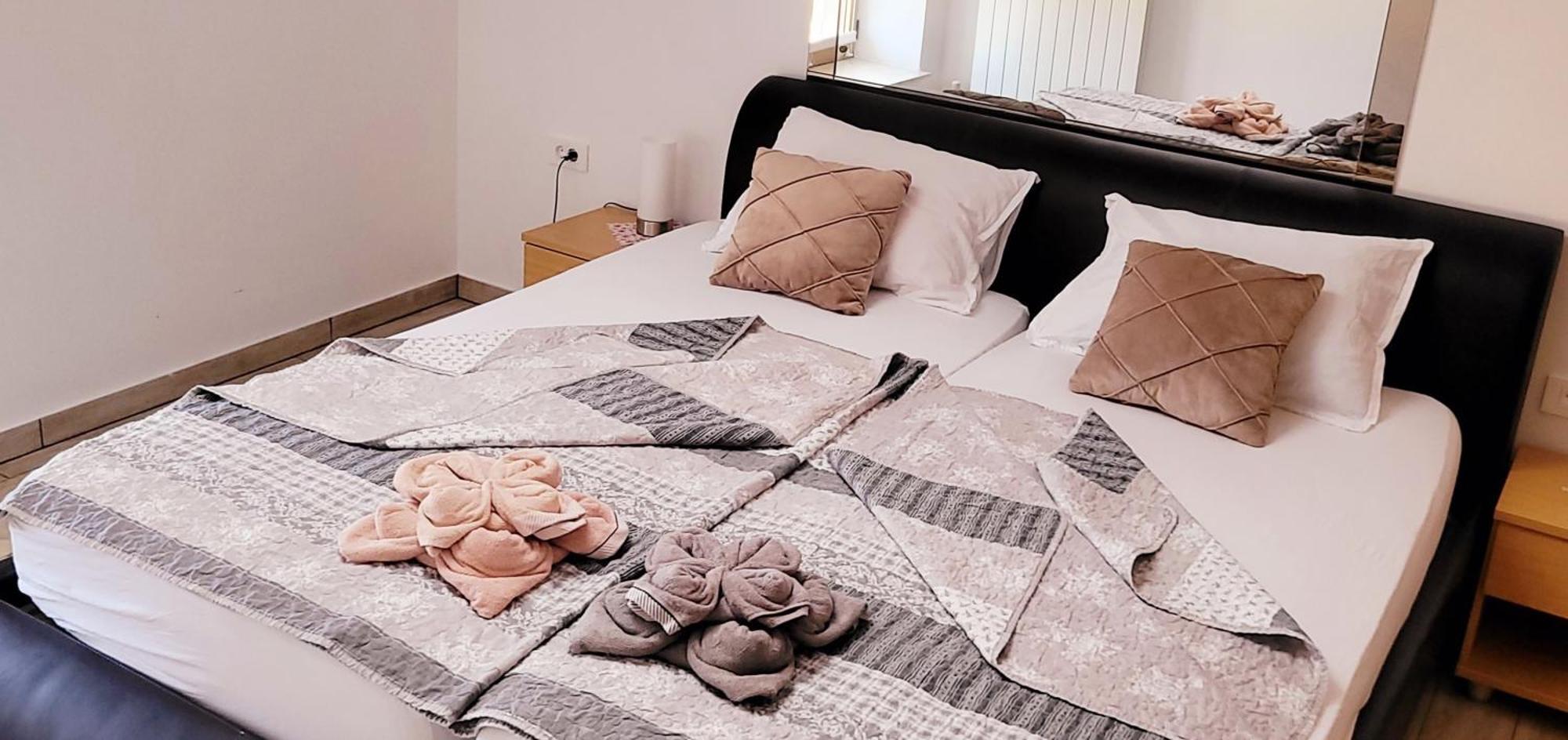 Apartmaji Soncek イゾラ エクステリア 写真